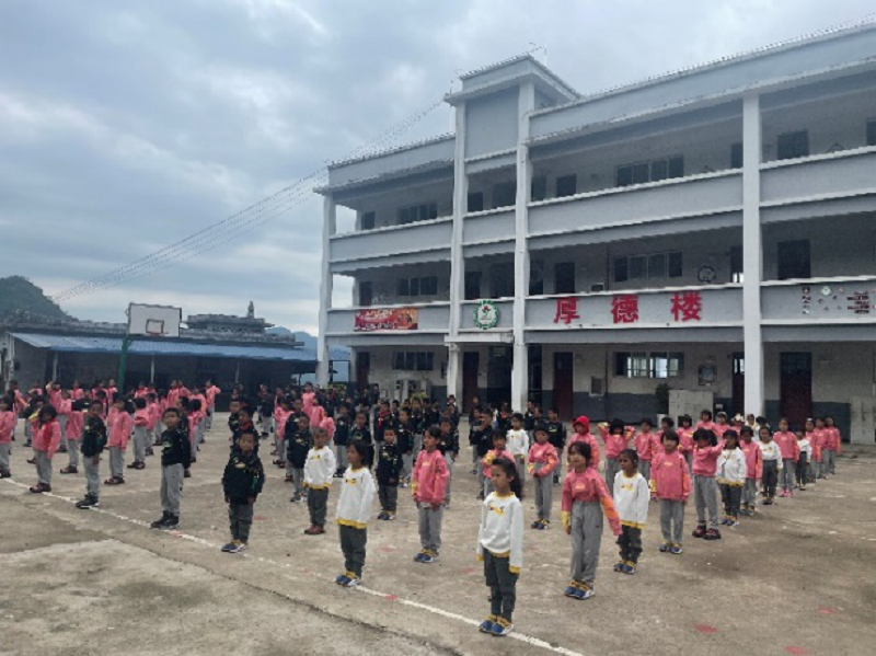 真情傳遞溫暖，愛(ài)心點(diǎn)燃希望